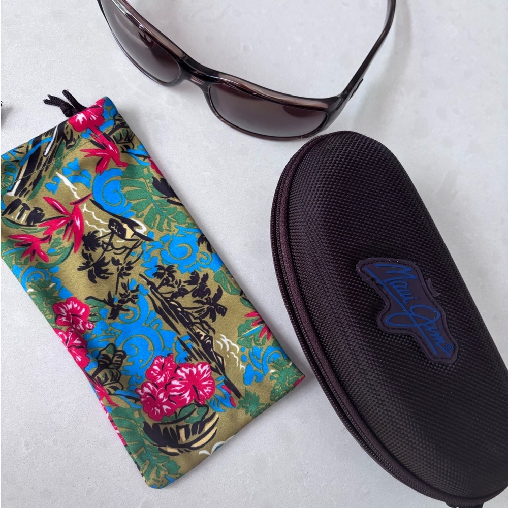 Maui Jim Sunglasses with Tropical Floral Pouch